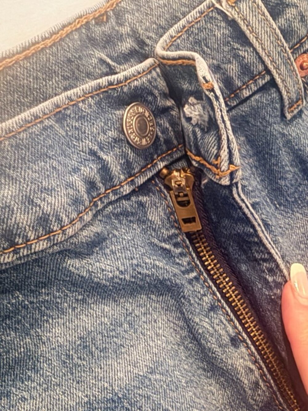 Size: Men’s W38 L30